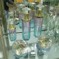 化妆品包装瓶 水乳玻璃瓶 按压式 多种规格 支持定制