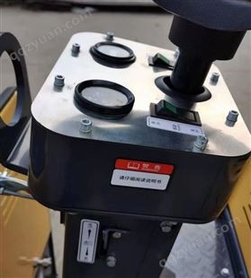 手扶双钢轮小型压路机座驾式振动式柴油动力压实机